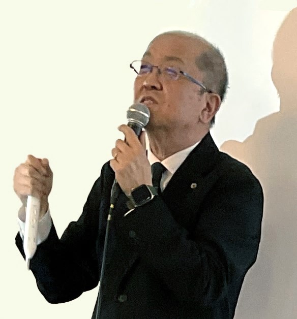 鈴木一成さん写真